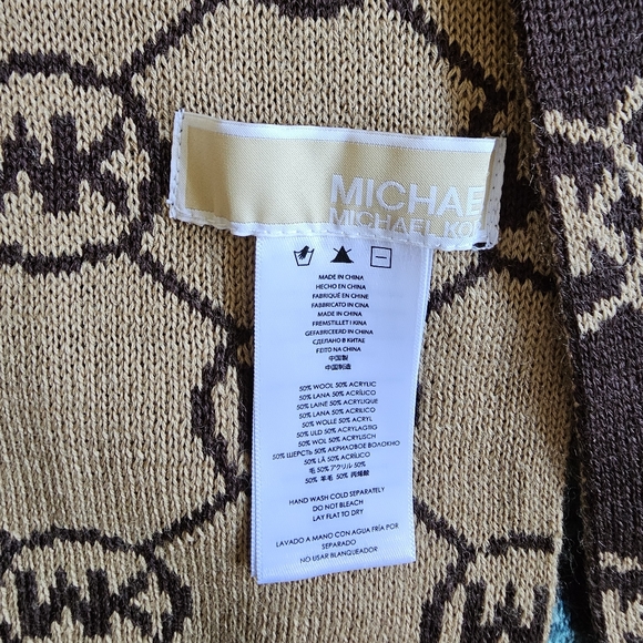 Michael Kors double sided scarf - Picture 2 of 4